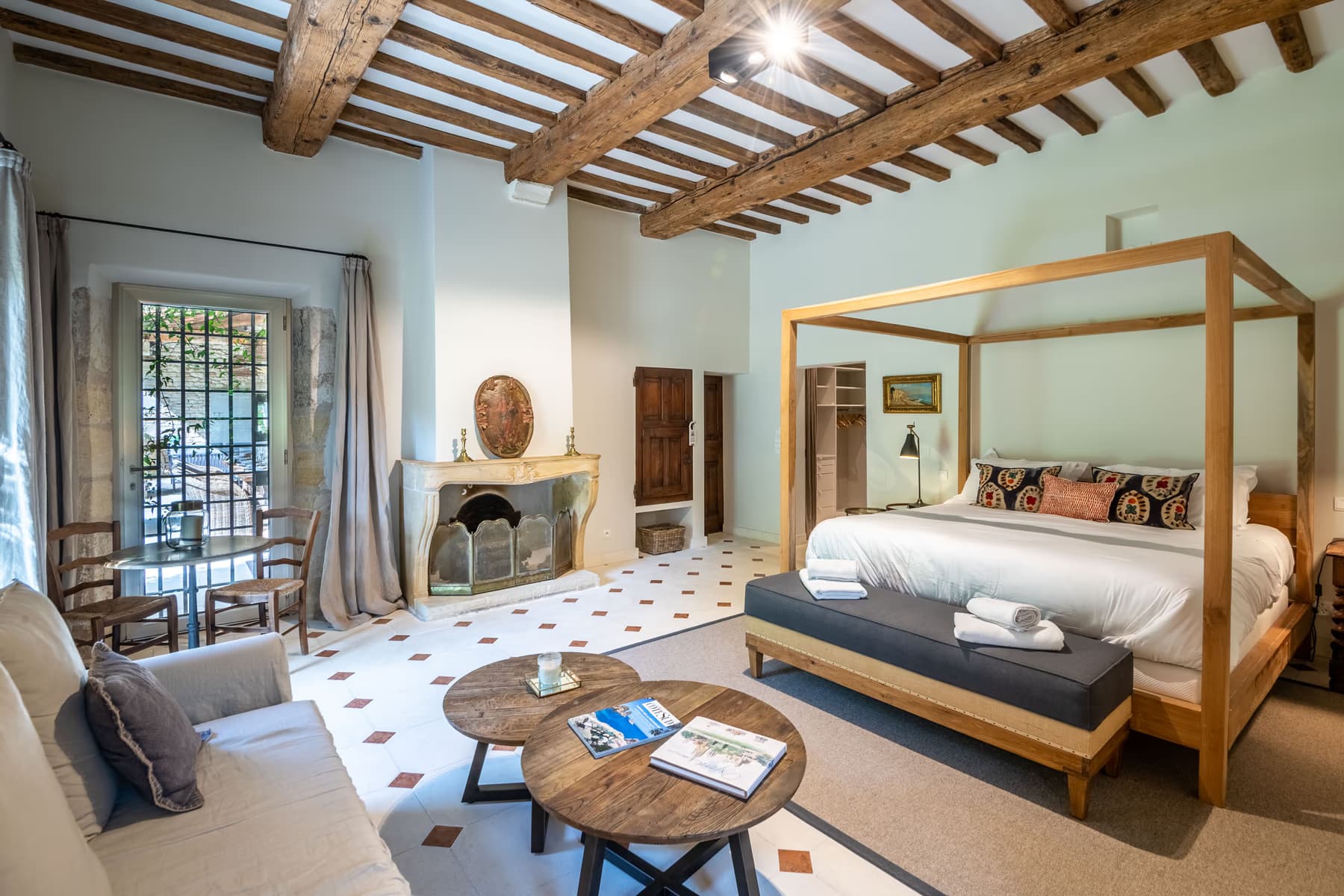 Chambre à baldaquin