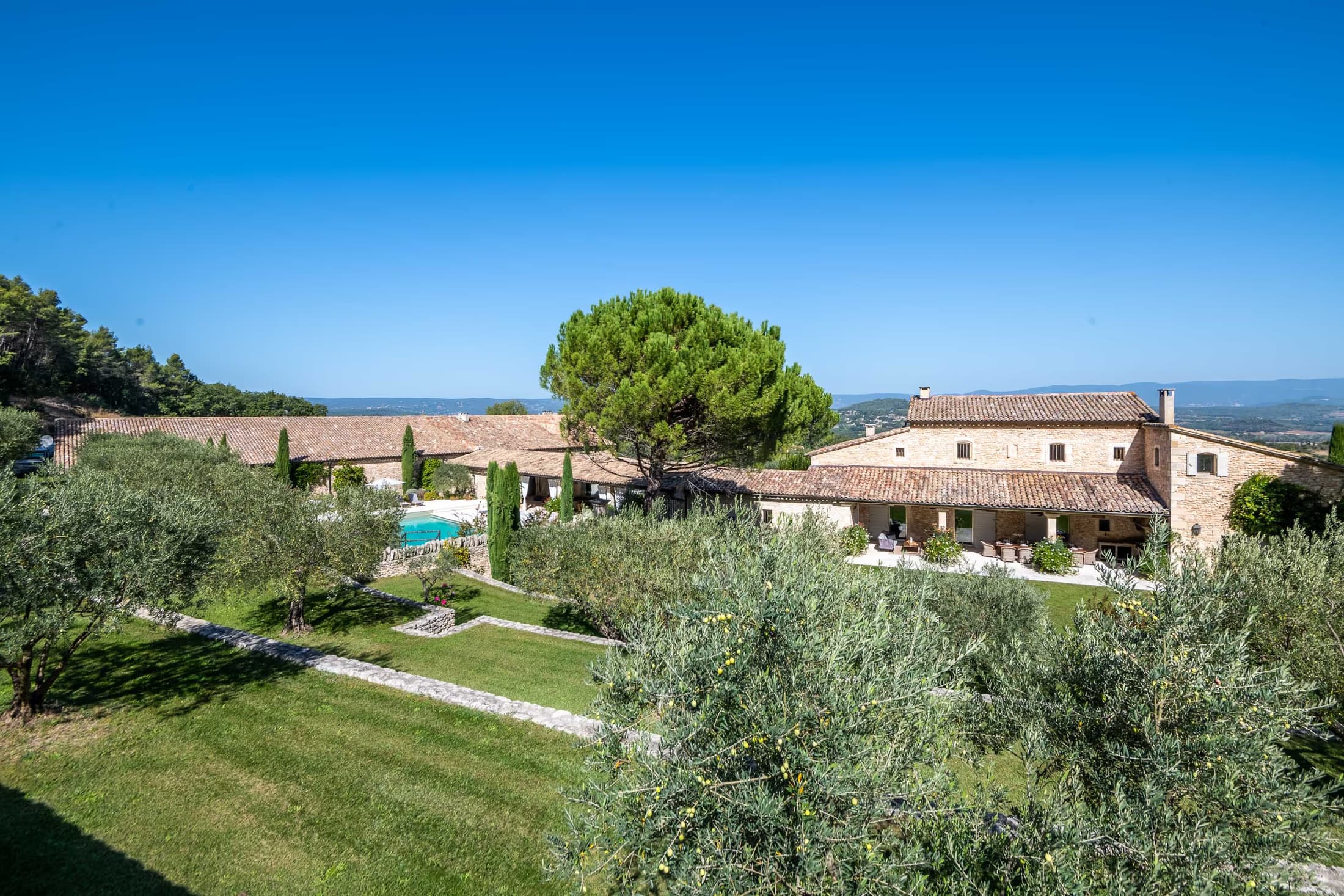 Mas Edem vue depuis le jardin