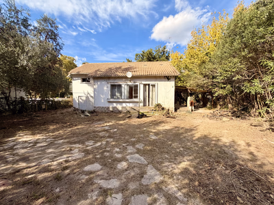 Maison à rénover avec beaucoup de potentiel à la Pompignane, dans la verdure, permis accepté