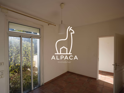 Maison Montpellier 9 pièces 185 m2 1630 m2 de terrain à réinventer secteur Pompignane