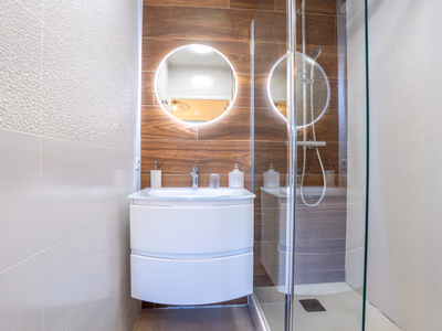 Appartement T2 Port Marianne vue Nouvelle Mairie vendu meublé