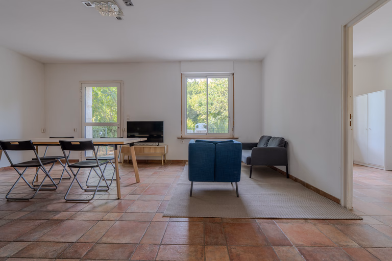 Maison Montpellier 9 pièces 185 m2 1630 m2 de terrain à réinventer secteur Pompignane