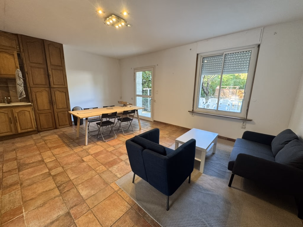 Maison en colocation à la Pompignane   En fond d’impasse, au bord du Lez