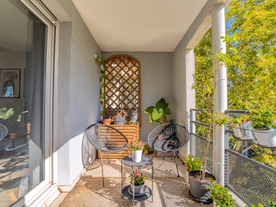 Appartement T2 Port Marianne vue Nouvelle Mairie vendu meublé