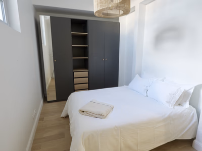 Incroyable appartement T4 de 110 m2 avec terrasse aménagée de 52 m2 en plein centre ville rénové à neuf