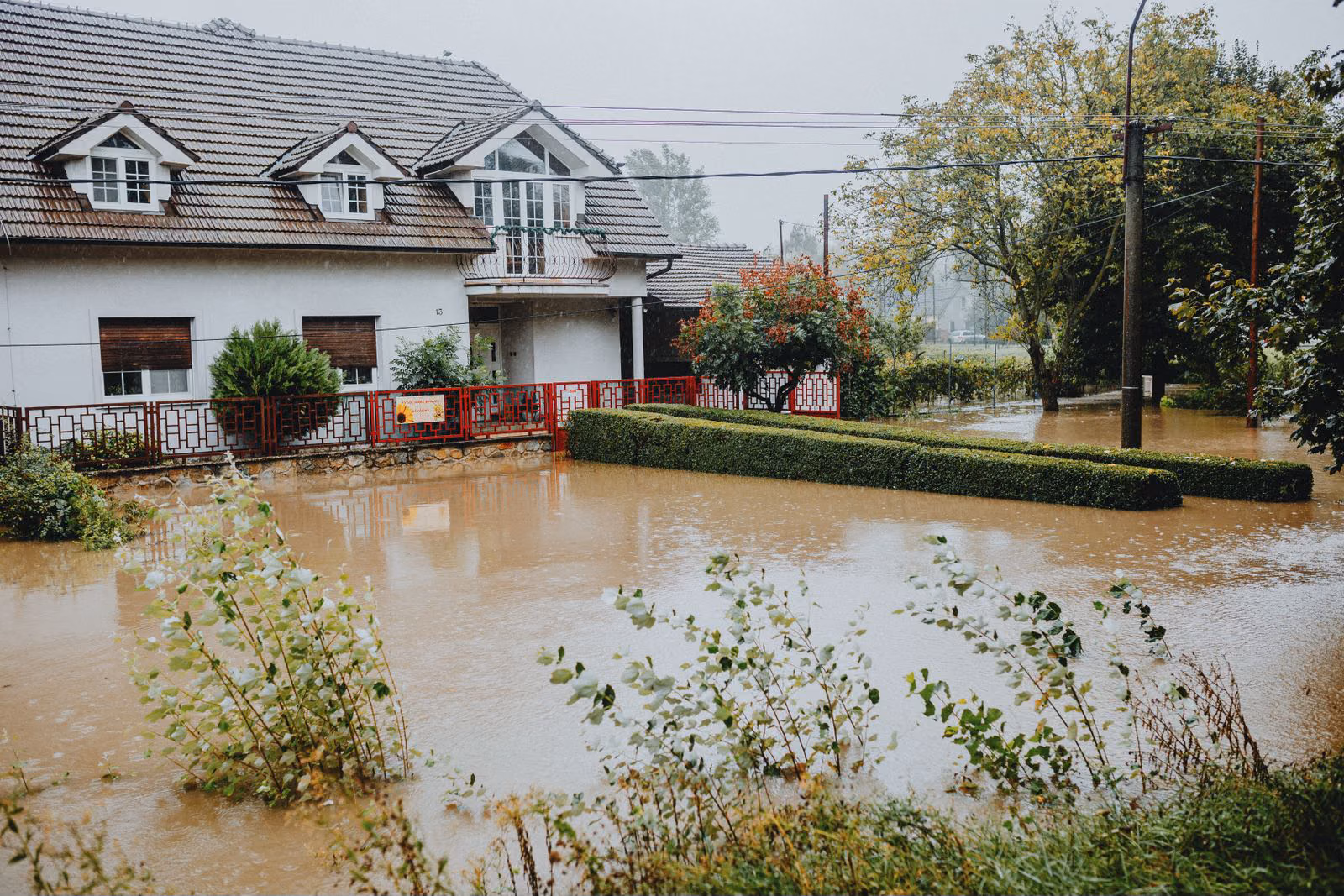 Logement loué inondé : qui paie, locataire ou propriétaire ?